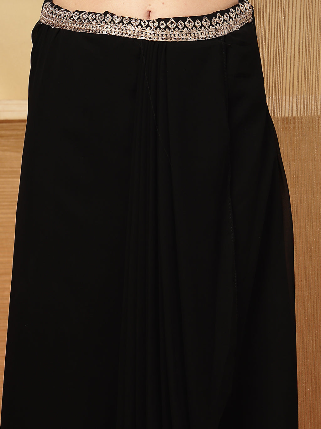 Women's Black Solid & Embroidered Georgette Co-Ords Set