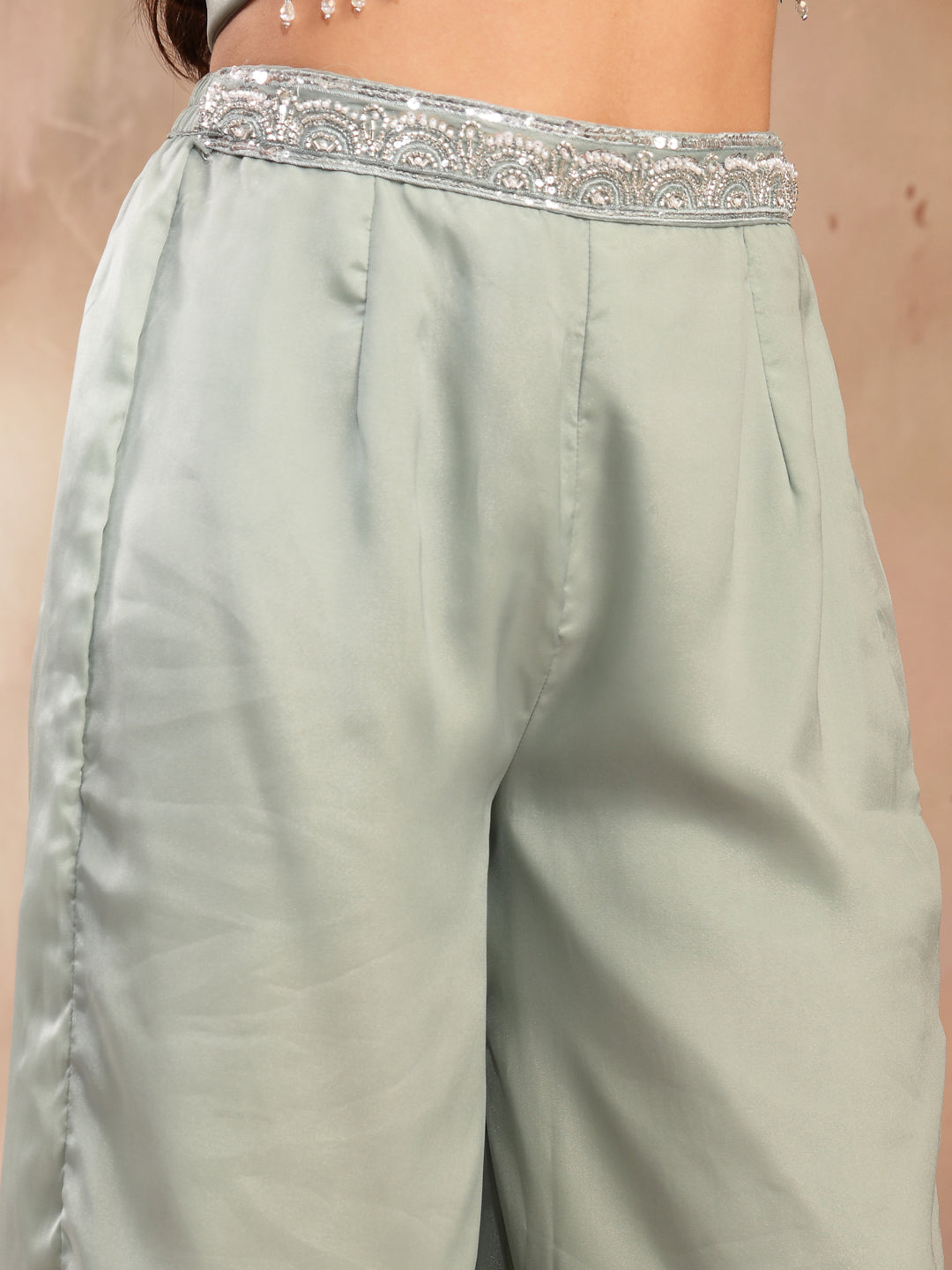 Women's Green Solid & Embroidered Poly Georgette Co-Ord Set
