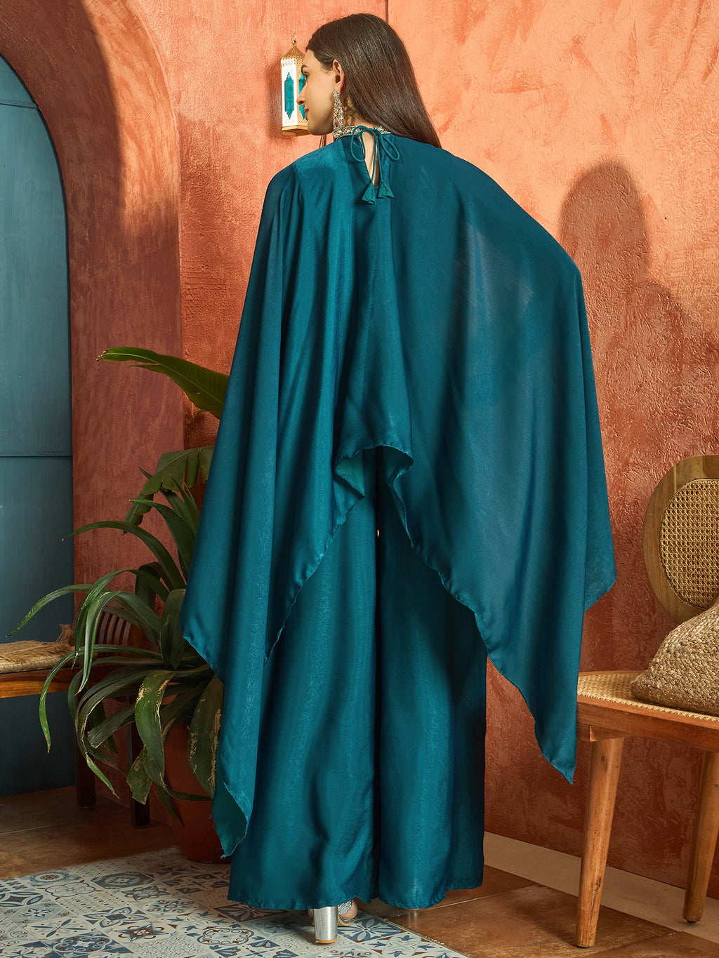 Women's Teal Solid & Embroidered Velvet Co-Ord Set