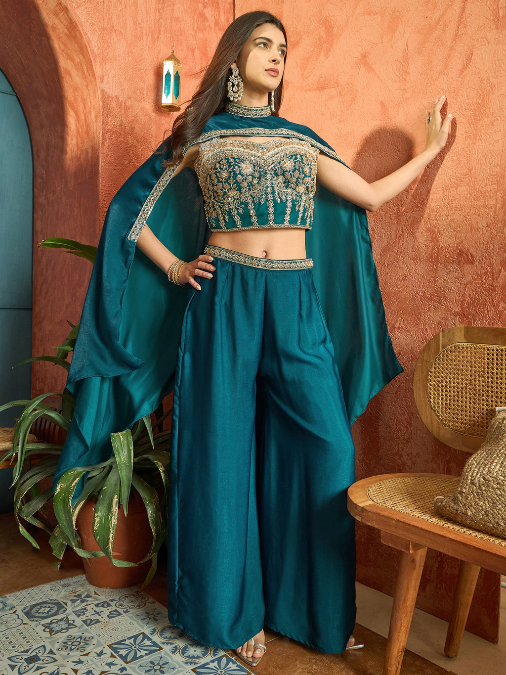 Women's Teal Solid & Embroidered Velvet Co-Ord Set