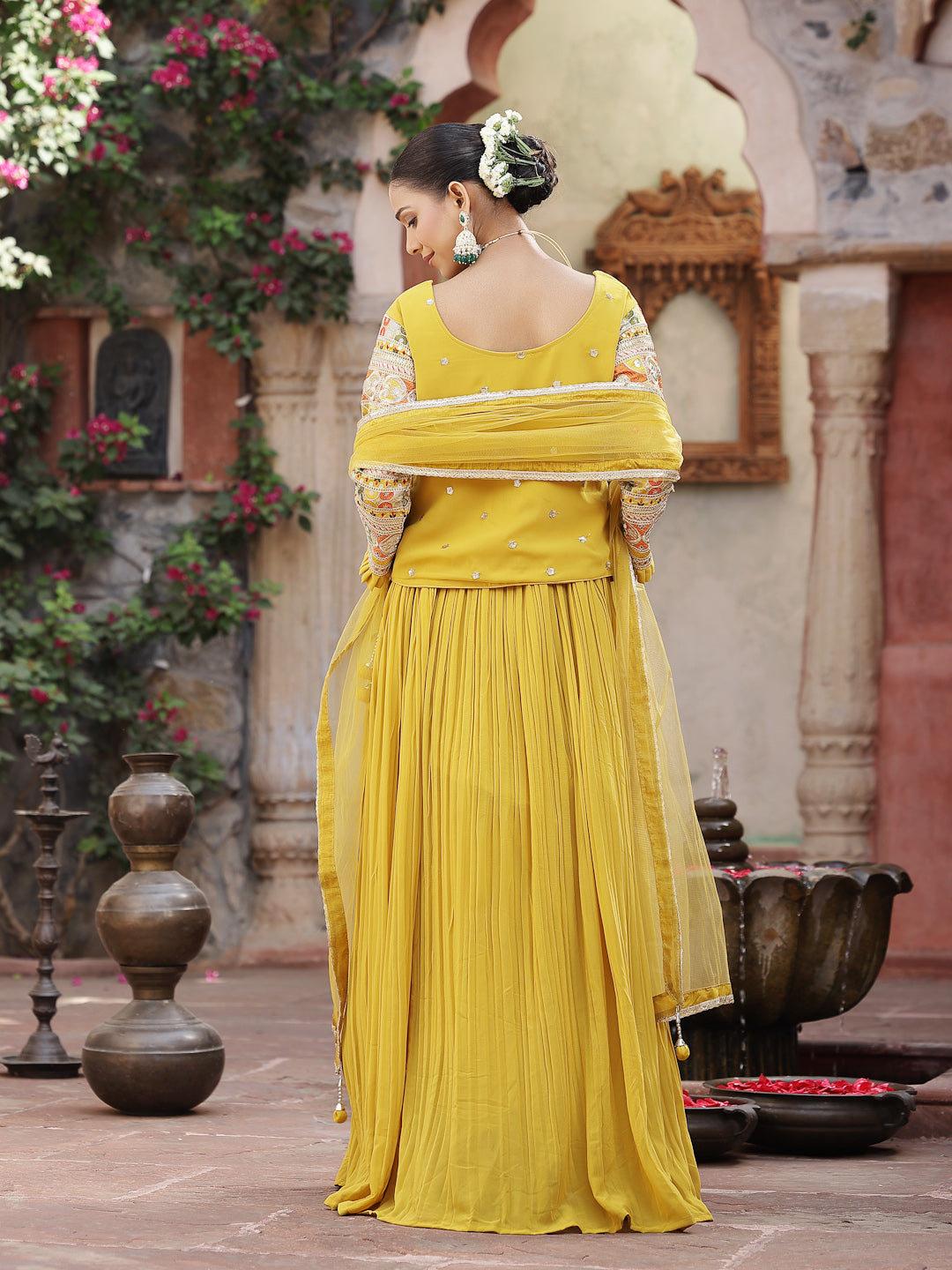 Women's Solid & Embroidered Georgette Lehenga Dupatta with Blouse