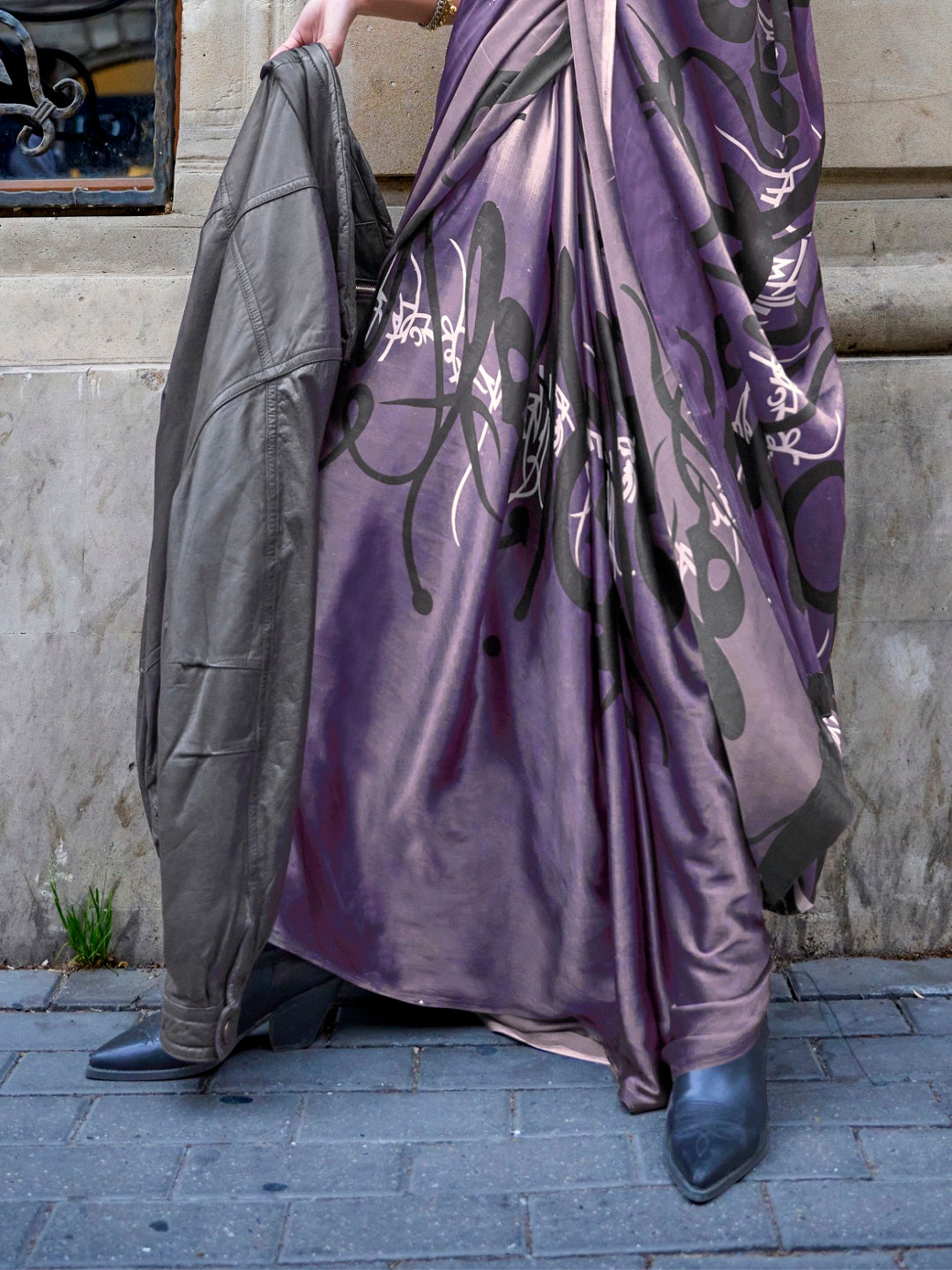 Women's Purple Printed Satin Saree with Unstitched Blouser Piece