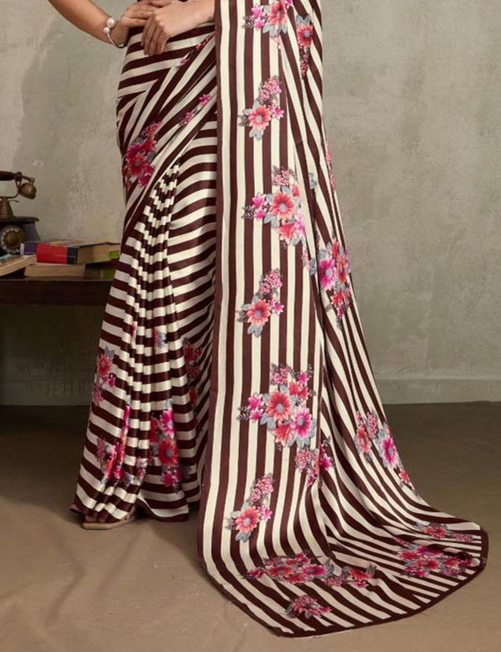 Women's Brown Floral Printed Satin Saree With Unstitched Blouse Piece