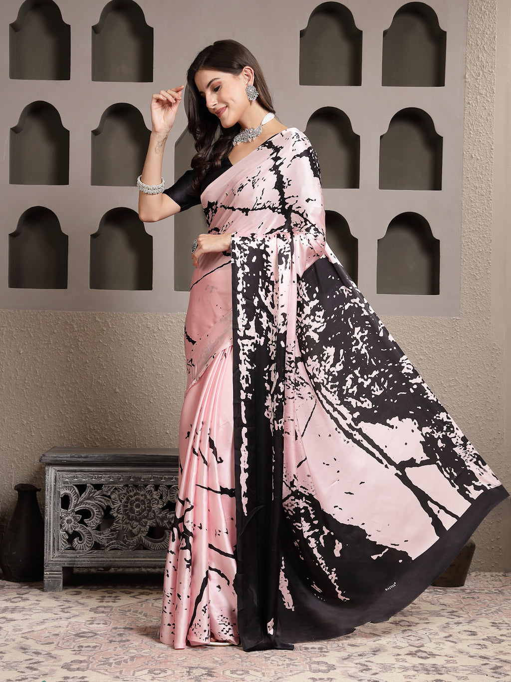 Women's Tie & Dye Print Satin Saree
