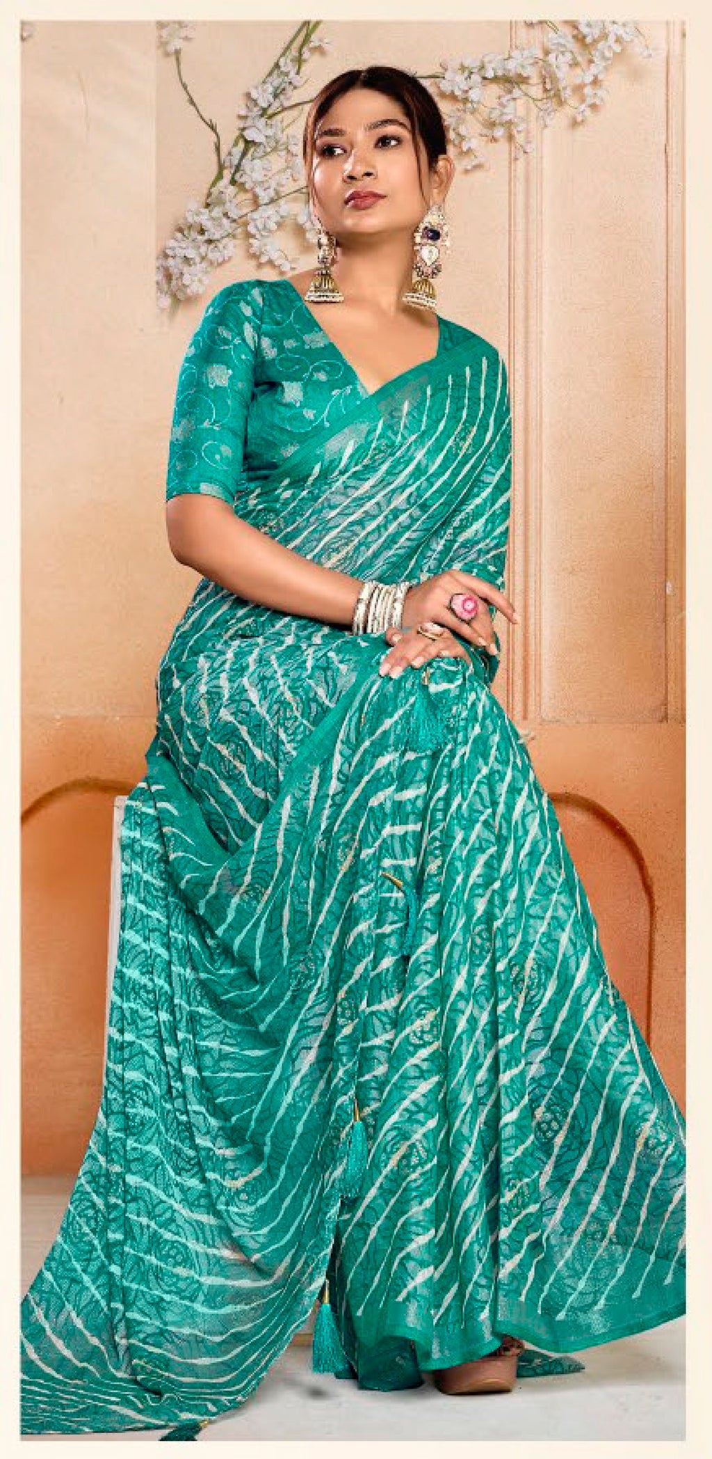 Women's Rama Leheriya Printed Silk Blend Saree With Unstitched Blouse Piece