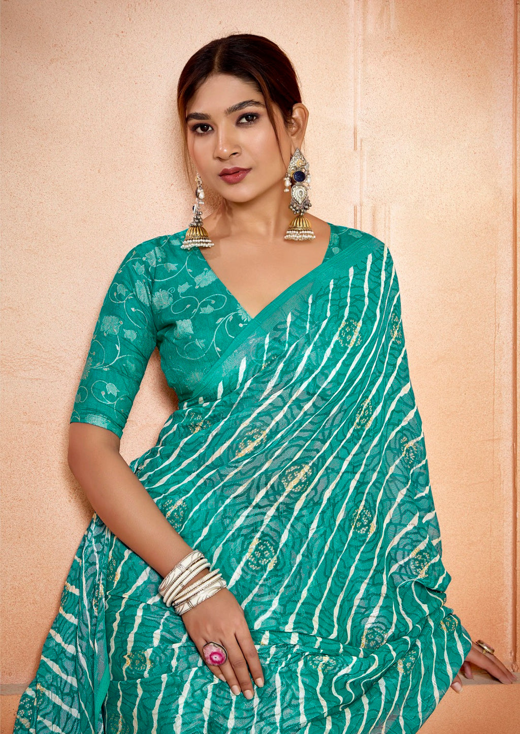 Women's Rama Leheriya Printed Silk Blend Saree With Unstitched Blouse Piece